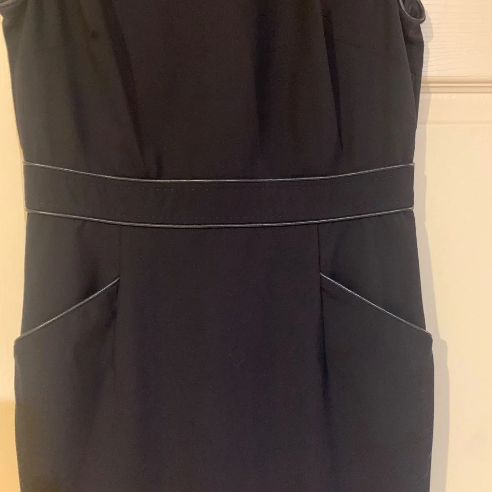 Tory Burch Navy Blue Sleeveless Lined Dress sz 6